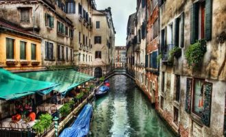 0926战胜一切市场的人_规范公务员考试培训市场秩序