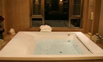 2020年甘孜州遴选热点：挺起新时代高质量 发展的四川脊梁_公务员遴选考试内容