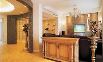 2019年公文写作范文：致全省扶贫工作者及家属的慰问信_国家公务员遴选2019