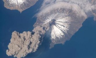 公务员周末兼职送外卖违法吗？监察委答复_海南公务员