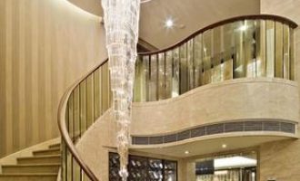 2019年优秀策论文范文：青年干部当“乘风而上”_芜湖2019年遴选