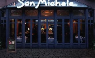 前政治局常委成长辛酸泪：当市长当面挨过5次骂_人大常委会法工委