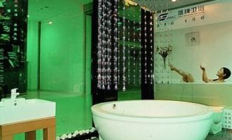 各位领导：本人已脱贫，请不要再来打扰了！_校领导