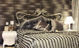 2020年领导讲话优秀范文：在次坞镇红旗小学“圆梦微心愿、点亮小梦想”活动上的讲话_新疆 遴选 2020